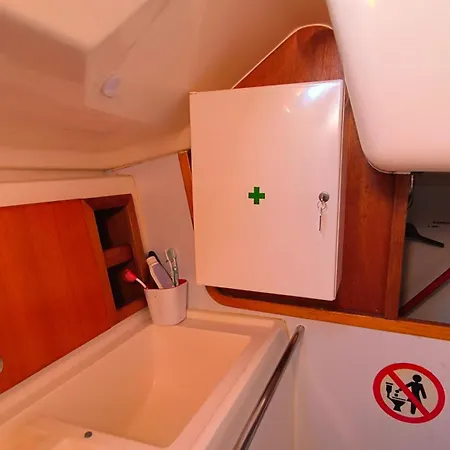 Learn To Sail In Paradise Botel Pula