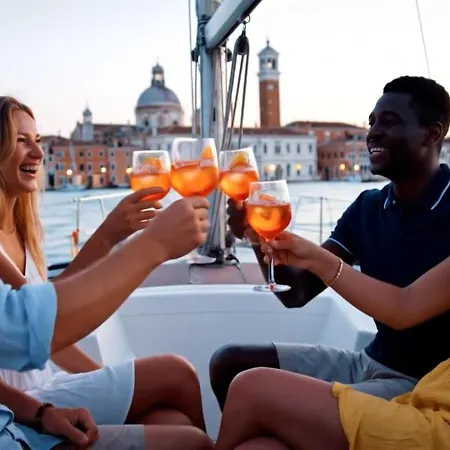 Learn To Sail In Paradise Båthotell Pula